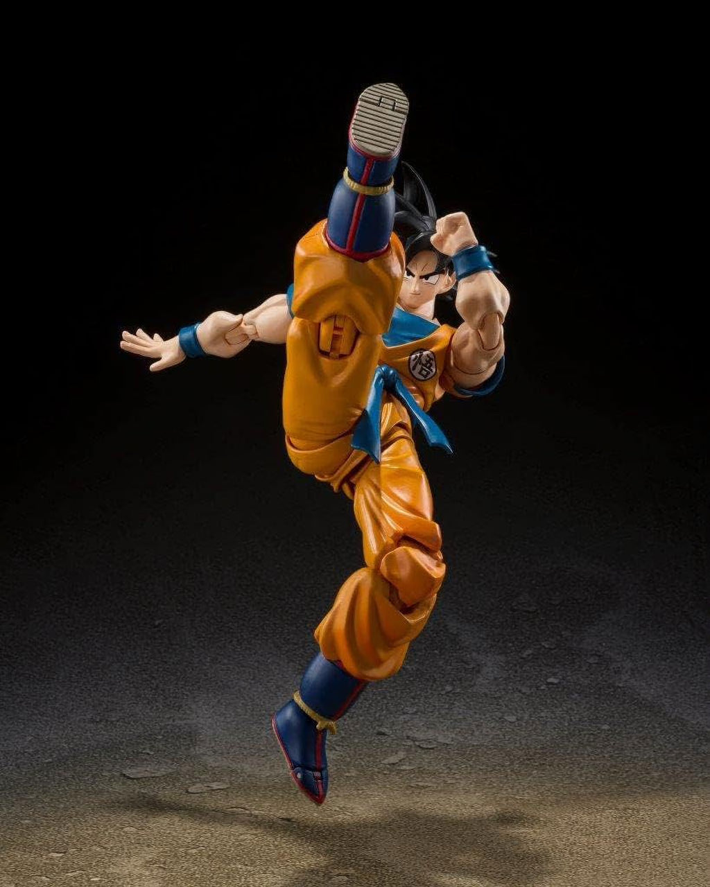 - Dragon Ball Super: Super Hero - Son Goku Super Hero (Reissue), Bandai Spirits S.H.Figuarts Action Figure